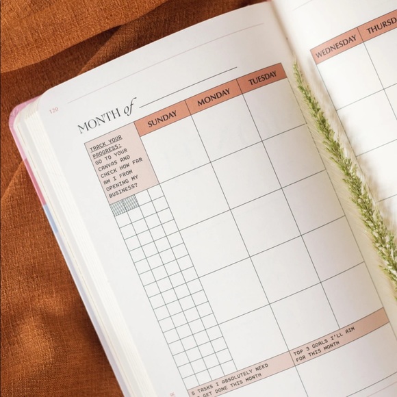 Female Founder Planner - Picture 6 of 7